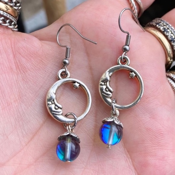 🔴 SALE ! red dot items are 2 for $25 . Bundle more than 3 and its $10 each 🙂 - Picture 4 of 14